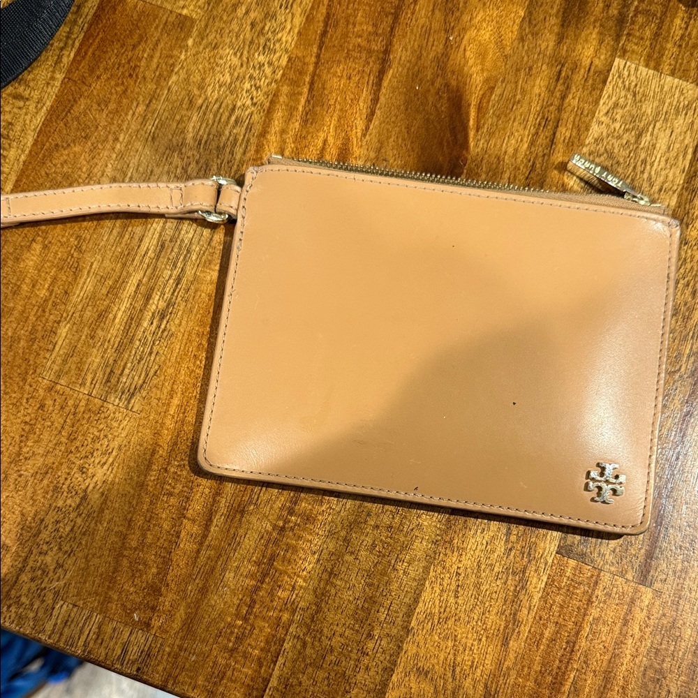 Tory Burch wristlet